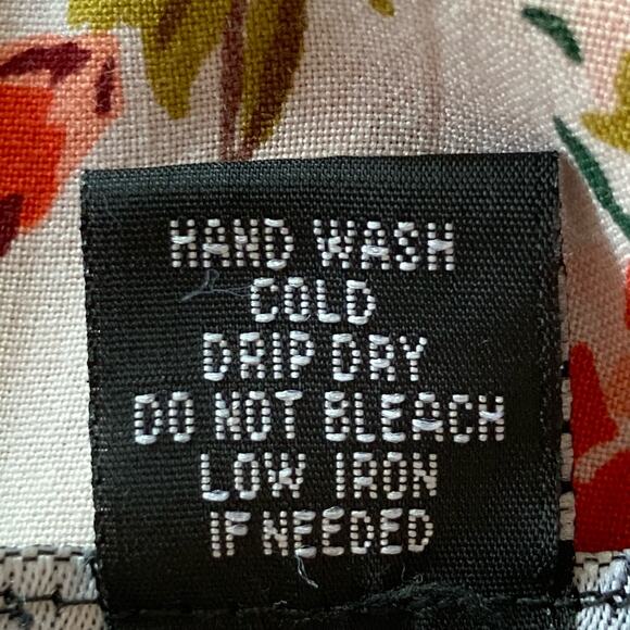 Angie Cream Red Rose Floral Print Tunic Top Flared Sleeves Sz Small Boho Cottage - Picture 9 of 9